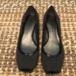 Basically new! Gray and black flats